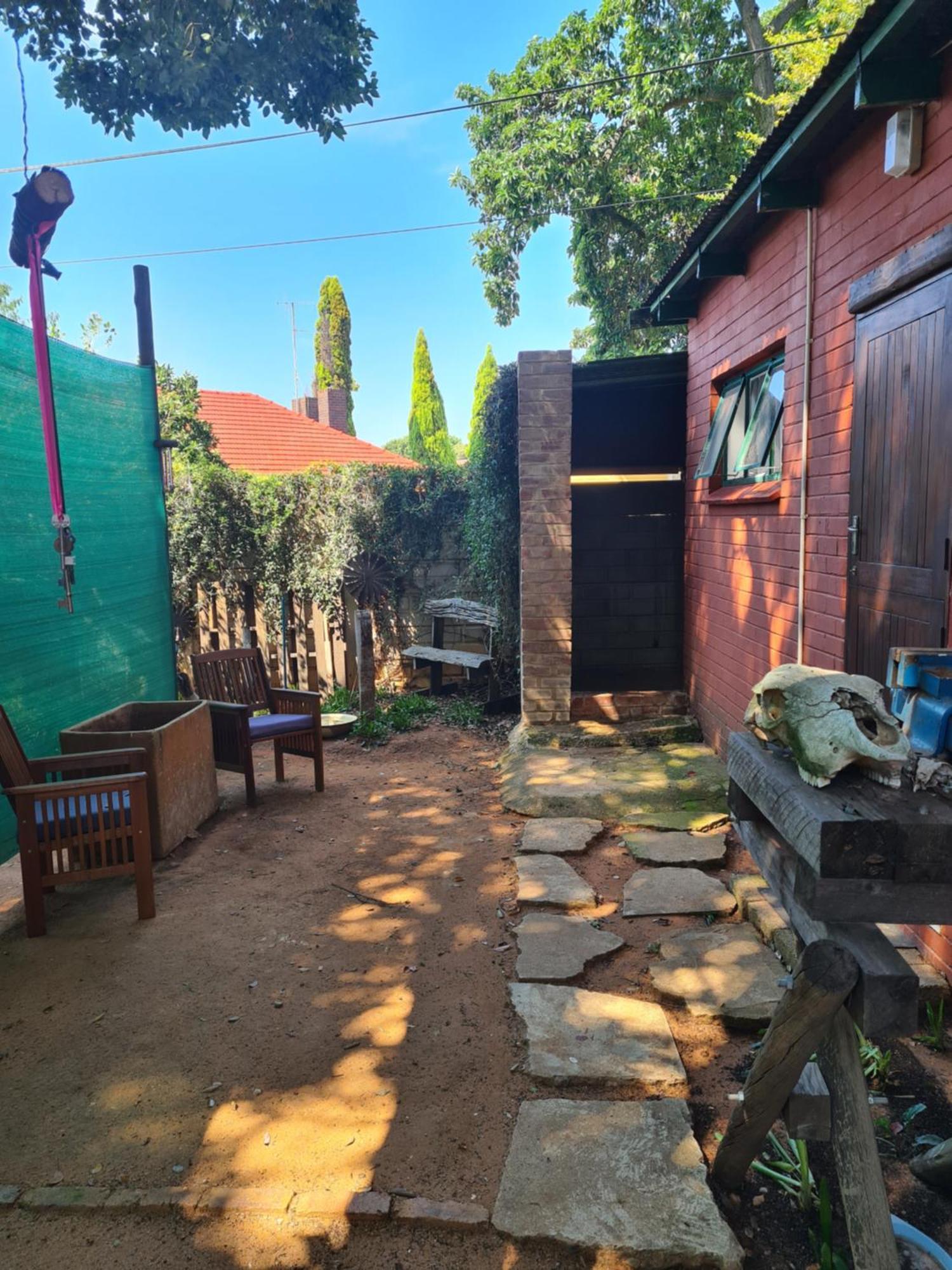 ホテル The Old Cabin カリナン 部屋 写真