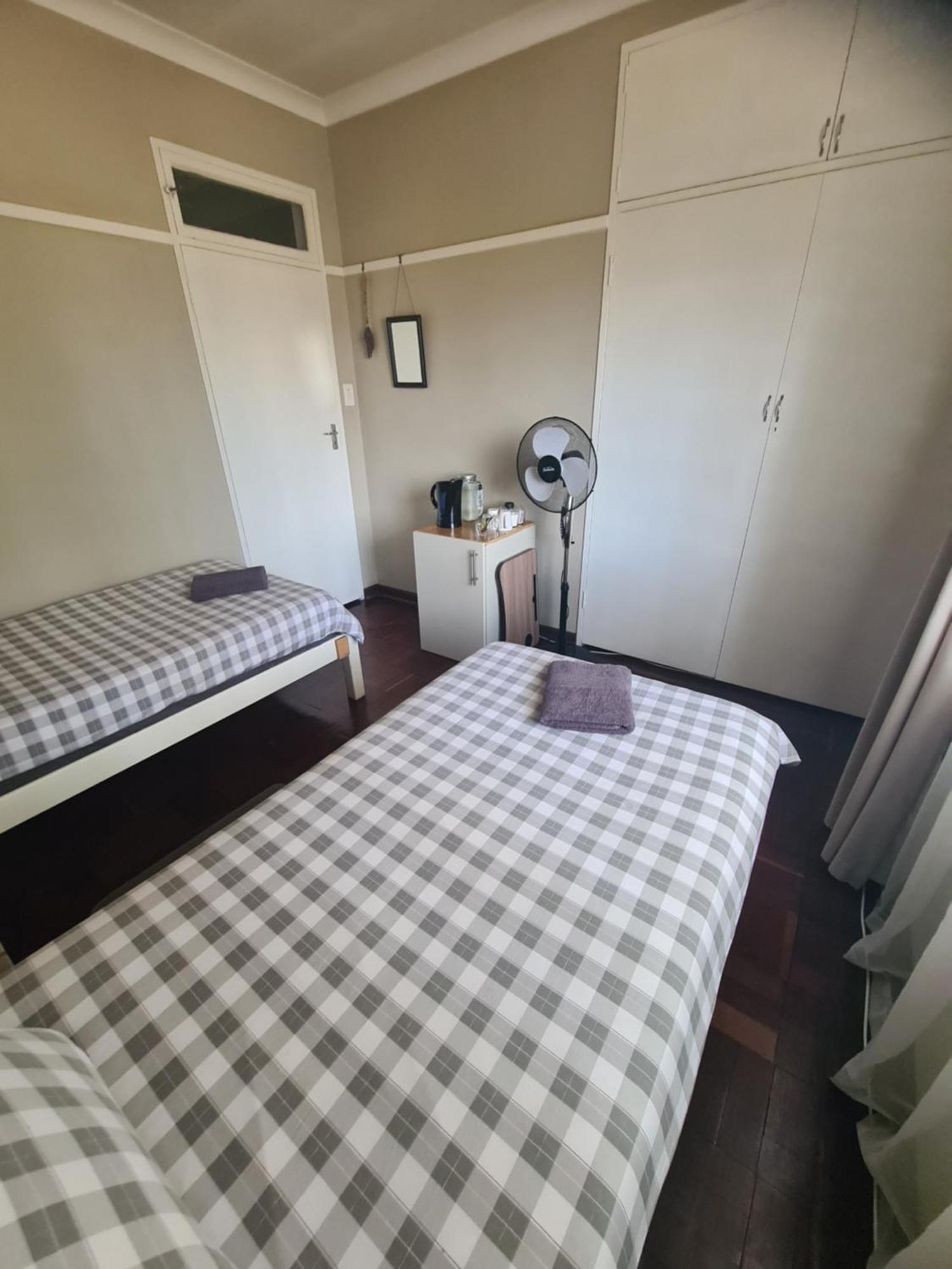 ホテル The Old Cabin カリナン 部屋 写真